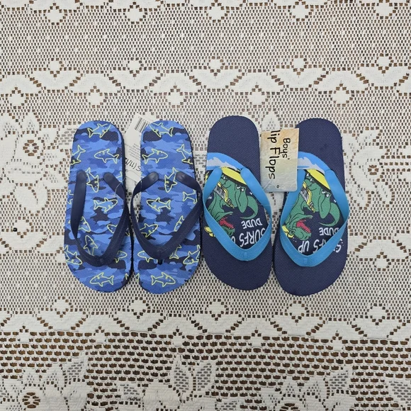 2pk NWT Boy's Flip Flops Sharks & Dinosaur Surfs Up Dude Sandals Shoes S 11 / 12 - Picture 6 of 6